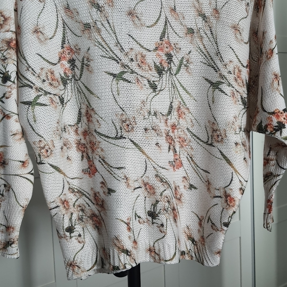 Italian Collezioni Leonardo Floral Knit Sweater Womens Size Small Spring Neutral - Picture 7 of 14